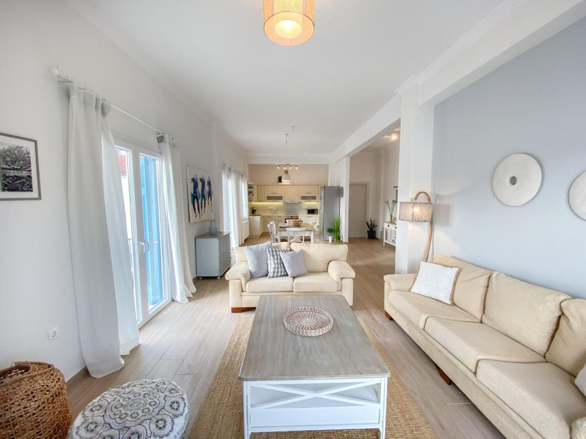 הוילה Poros Town Beautiful House By The Sea מראה חיצוני תמונה
